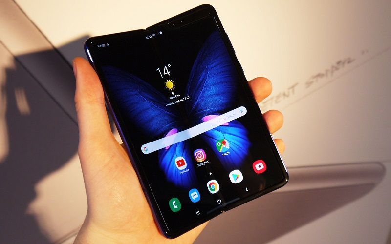 إطلاق هاتف سامسونج القابل للطي Galaxy Fold بمواصفات استثنائية