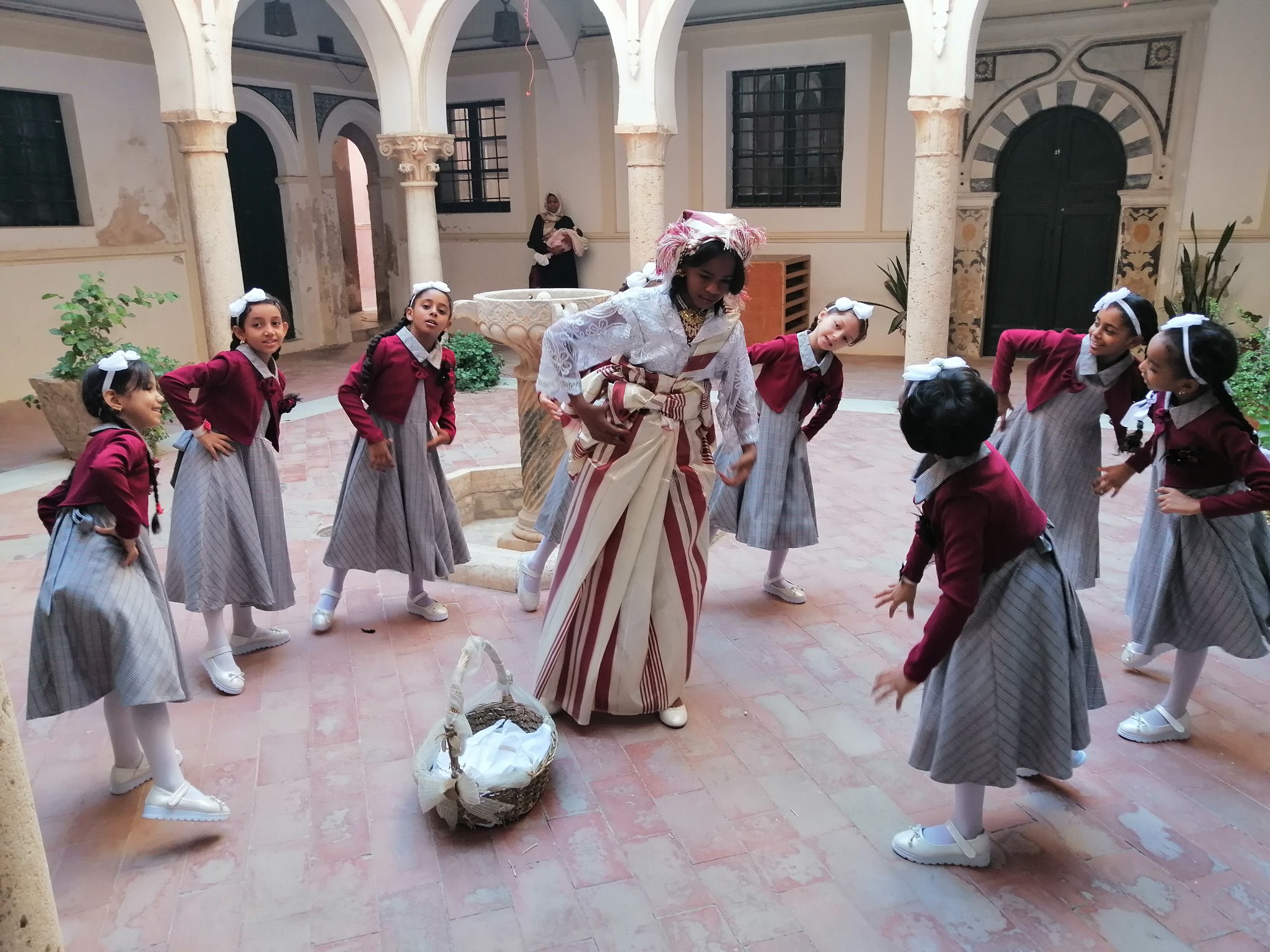 الأطفال الليبيون يواصلون استعداداتهم للمشاركة في مسابقة