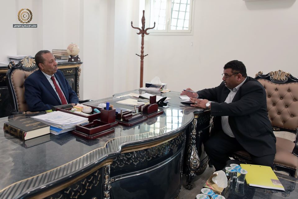 الثني يتابع مشاريع المؤسسة الوطنية للموارد المائية سعياً لحل مشكلة المياه