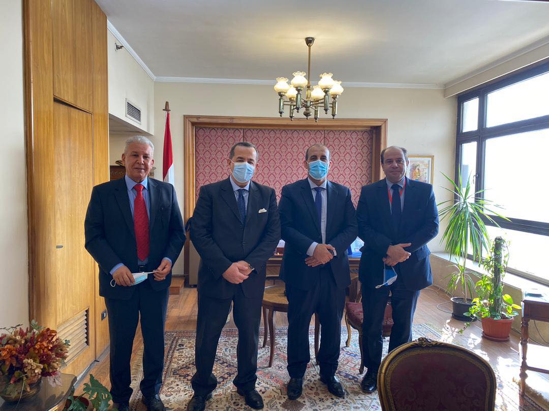 القائم بأعمال السفارة الليبي لدى مصر يبحث سبل تسهيل اجراءات دخول واقامة الليبيين في مصر وتفعيل اتفاقية الحريات