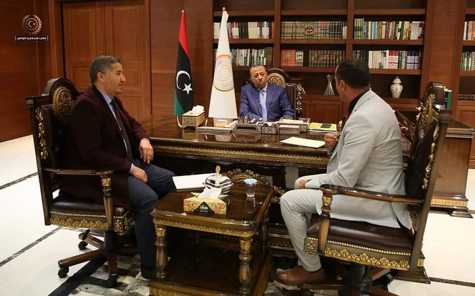 بحث إمكانية تطوير وتفعيل الموانئ المتوقفة عن العمل