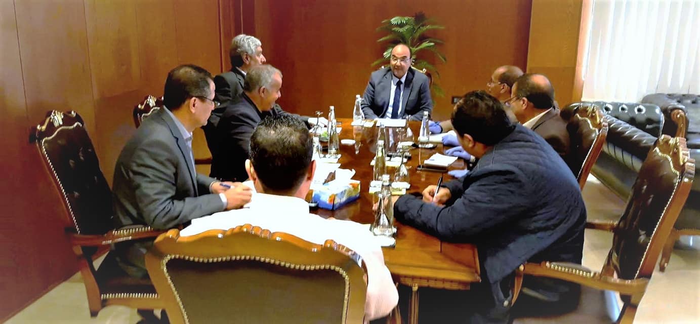 بحث الإجراءات الإحترازية المتخذة لمكافحة وباء كورونا في بنغازي