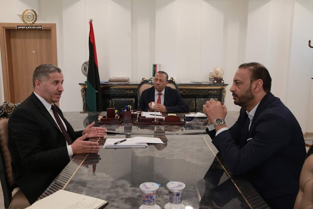 بحث سير عمل مشاريع هيئة المواصلات والنقل بمدن أجدابيا والبريقة والزويتينة