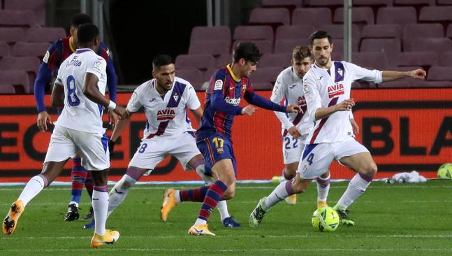 برشلونة يواصل نزيف النقاط