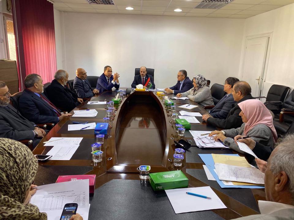 تعليم الوفاق تعتمد الأوزان والمفردات الجديدة للمقررات الدراسية