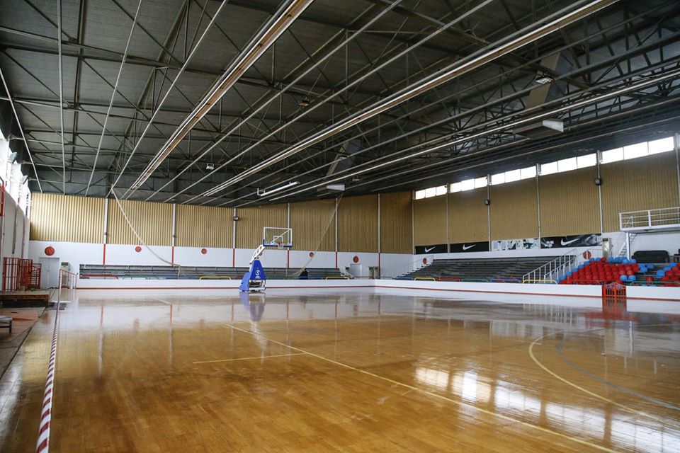 تفقد قاعة قرطبة للألعاب الرياضية