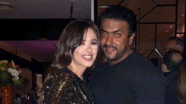 تكبره بخمسة سنوات.. الفارق العمري بين ياسمين عبد العزيز وأحمد العوضي