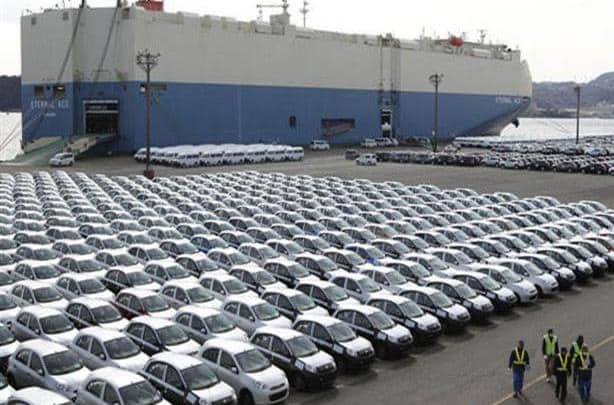 حوالي 2000 سيارة أوروبية تصل ميناء بنغازي