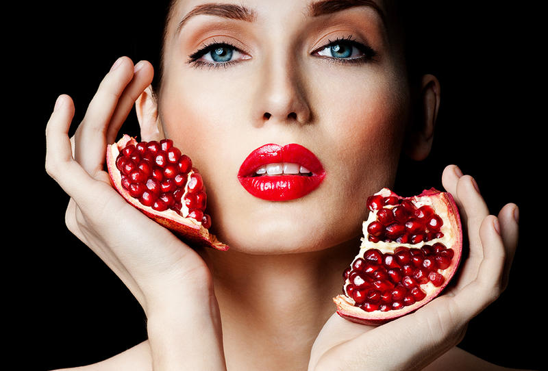 خلطات طبيعية من الرمان بمفعول سحري للبشرة