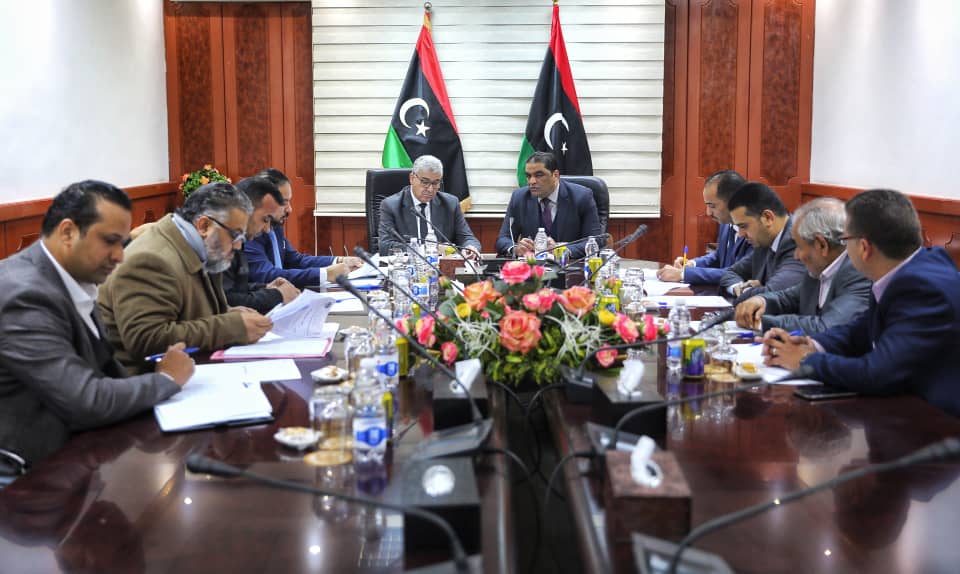 داخلية وعدل حكومة الوفاق تعقدان اجتماعاً في وزارة العدل