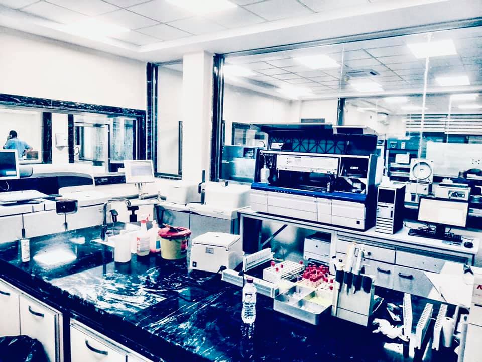 شحنة من الإمدادات الطبية تصل مستشفى الجلاء للنساء والولادة