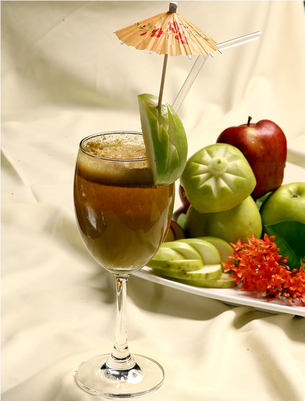 عصير التفاح الأخضر