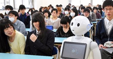 فى كوكب اليابان.. روبوت يذهب للمدرسة بدلا من التلاميذ المرضى