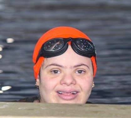 مناشدة لمساعدة البطلة السباحة الليبية ريحان بن جليل