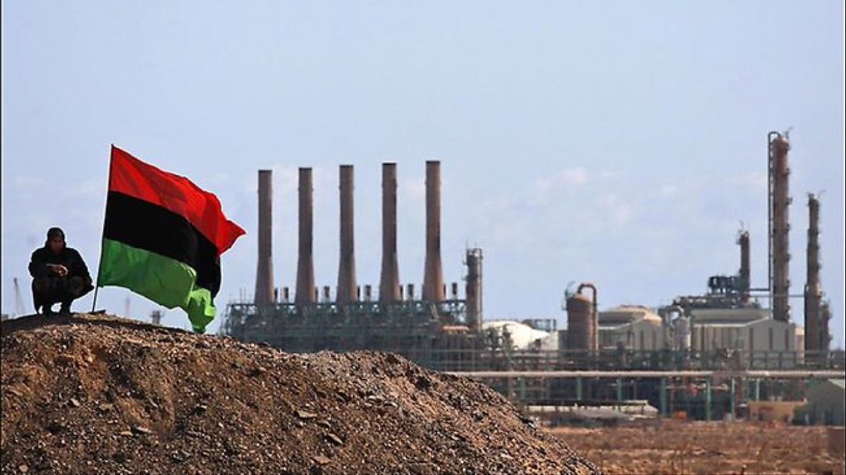 موسكو تعلن الاتفاق على مبيعات النفط الليبي