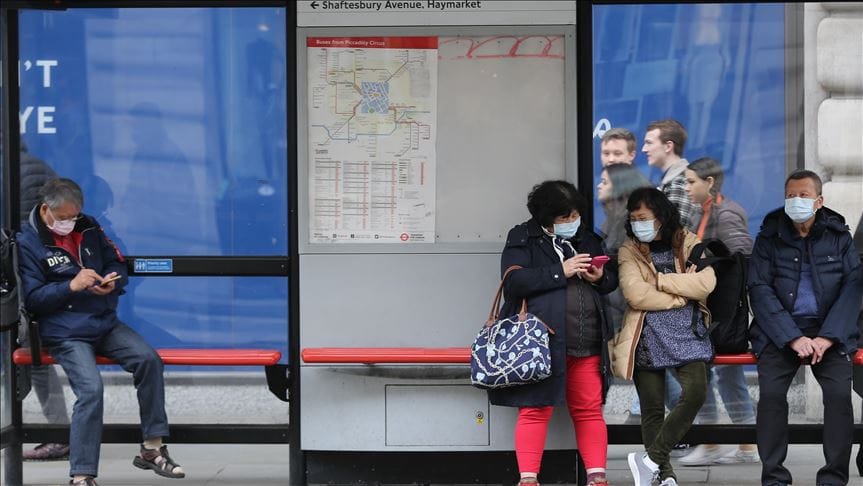 هل تغلق بريطانيا ملف كورونا؟