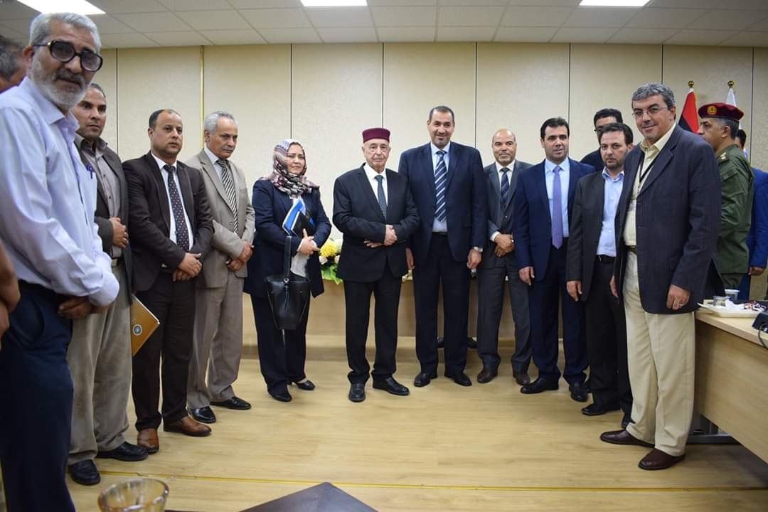 وزير التعليم بالمؤقتة يجتمع مع مجلس جامعة عمر المختار بالبيضاء