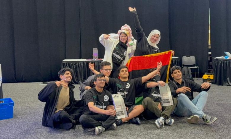 إنجاز عالمي جديد: فريق ليبيا للروبوتات يقتنص جائزتين في بطولة "VEX" بأمريكا